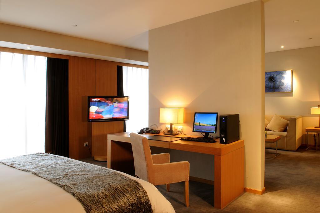 Shenyang Tianfeng International Hotel Exteriér fotografie